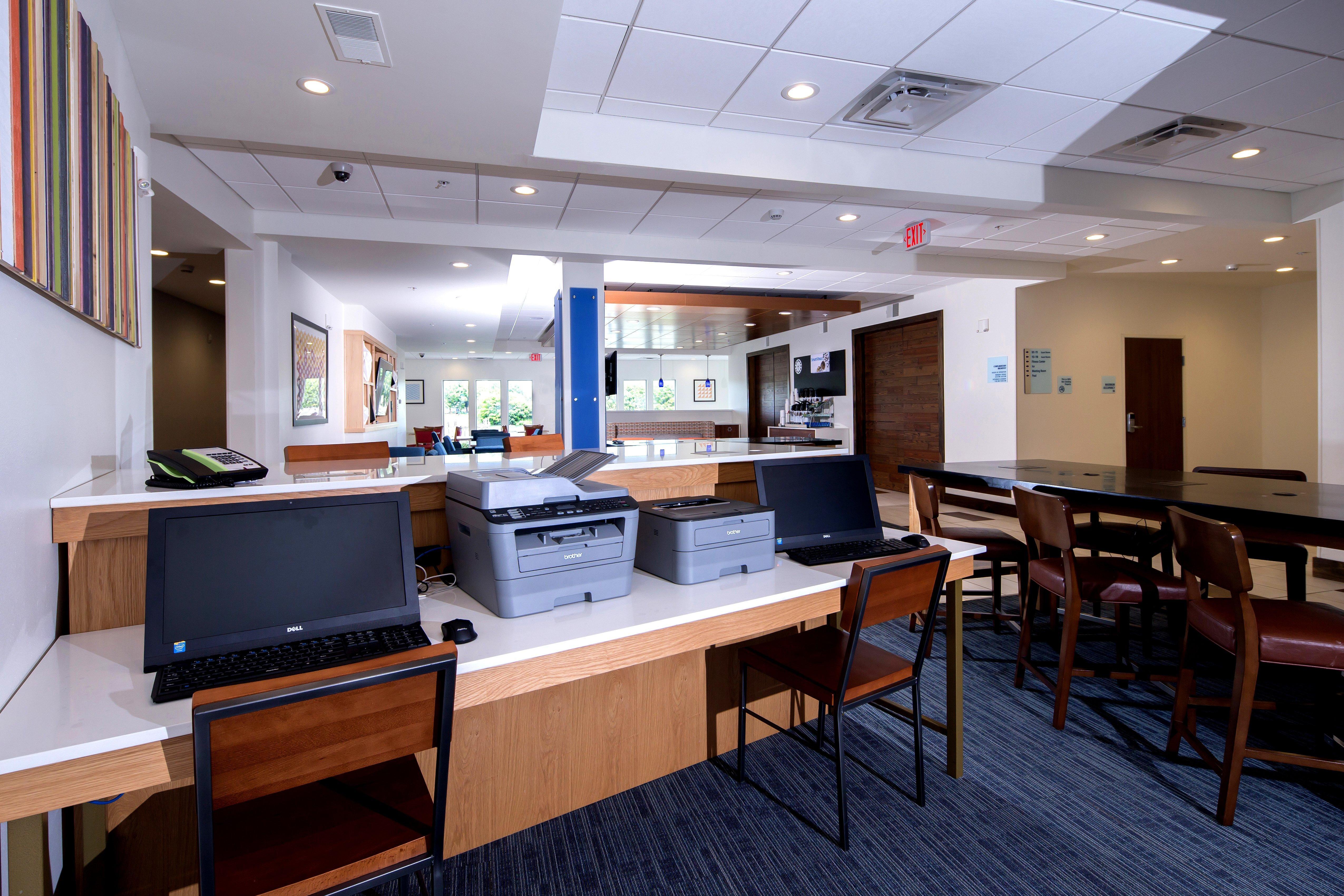 Holiday Inn Express & Suites Monroe By Ihg Exterior foto